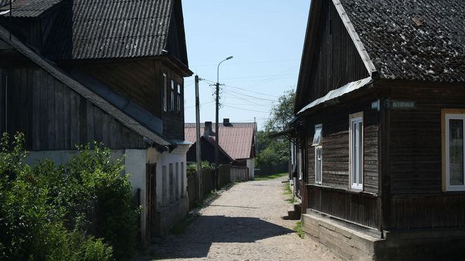 To miasto na Podlasiu pamięta jeszcze czasy Władysława Jagiełły. Cała Polska zna je z wody!