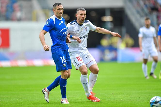 Górnik Zabrze - Stal Mielec. Bramkowy remis popsuł humory kibicom Górnika ZDJĘCIA