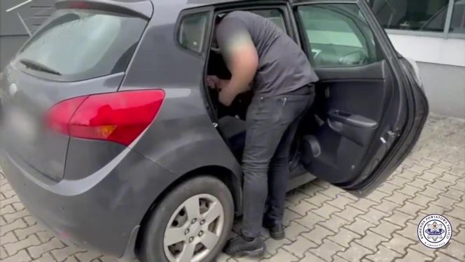 Wsadzili go do bagażnika i wywieźli w nieznane