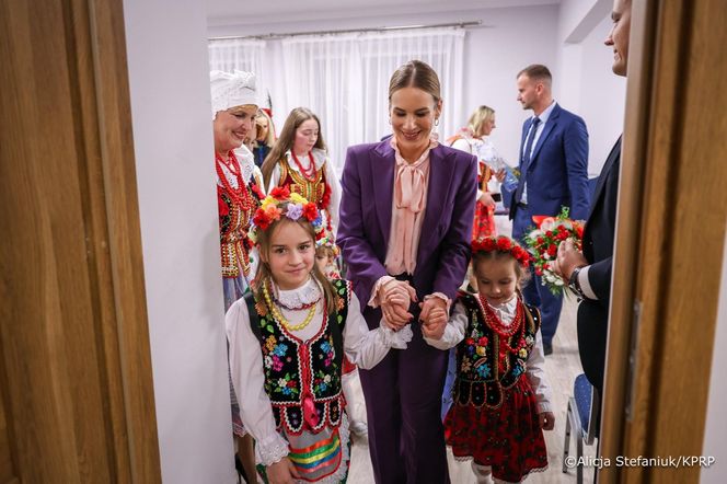 Marta Nawrocka spotkała się z młodymi gospodyniami