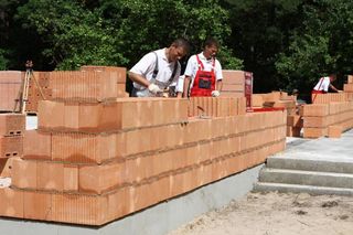Ściany z ceramiki poryzowanej. Zasady murowania z pustaków ceramicznych