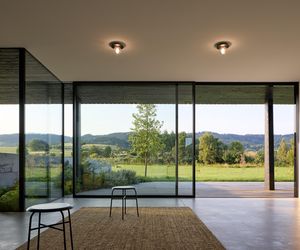 Siedziba i salon wystawowy firmy Janošík