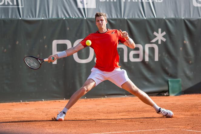 Hubert Hurkacz buduje formę na Wimbledon. Ma szansę na awans do półfinału turnieju w  Eastbourne.