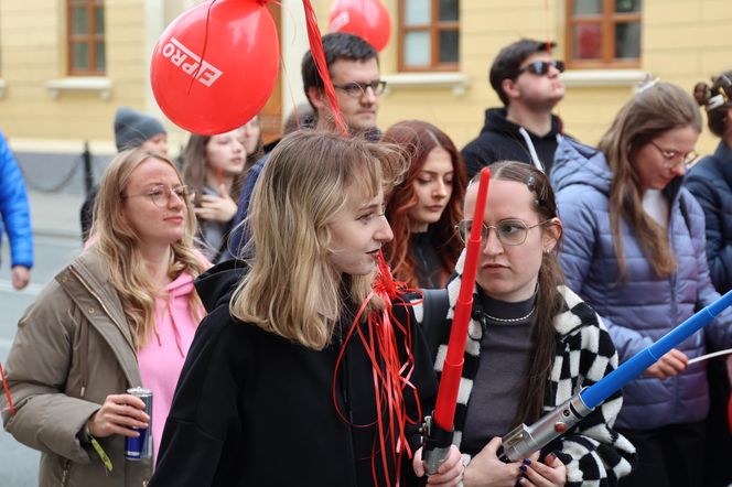 Kosmiczny korowód studencki przeszedł 9 maja ulicami Lublina