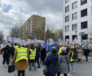 Protest pielęgniarek w Krakowie 12.04.