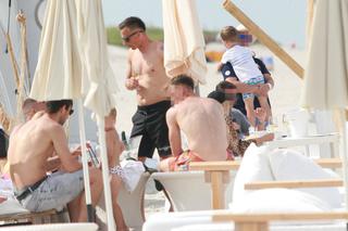 Sławomir Peszko na plaży