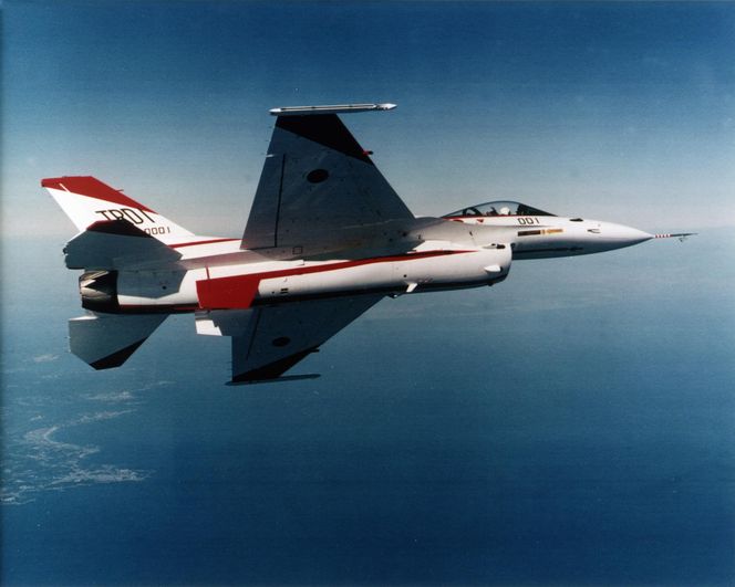 Myśliwce F-2