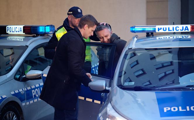Na Wspólnej odc. 3252. Mirek Bradnik (Łukasz Płoszajski), Robert Tadeusiak (Dariusz Wnuk)