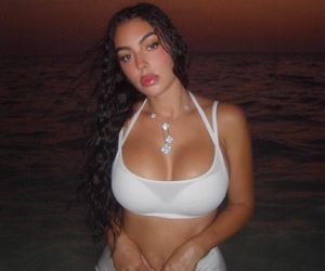 Narzeczona Cristiano Ronaldo w skąpym stroju biegała po plaży