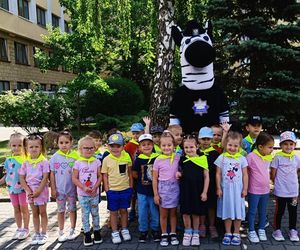 Komisarz Zebra uczył o bezpieczeństwie najmlodszych radomian