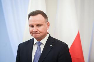 Andrzej Duda znieważony po raz kolejny? Znany duchowny w opałach