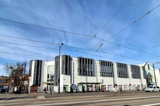 Kultowe centrum handlowe w Olsztynie przechodzi metamorfozę. Widać już pierwsze efekty