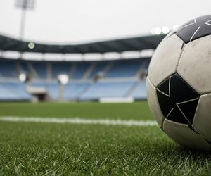 Prezes klubu ekstraklasy aresztowany! Wielka afera korupcyjna, zawieszono ponad 1000 piłkarzy