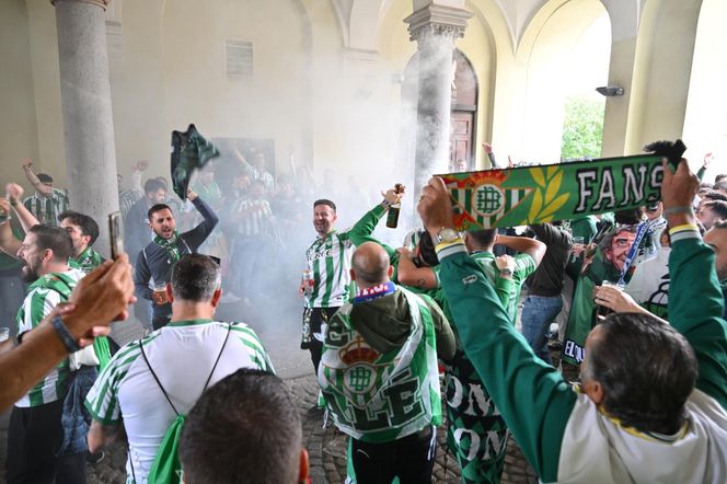 Kibice Chelsea i Real Betis zdewastowali rynek we Wrocławiu