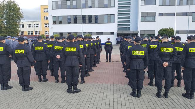 Ślubowanie policjantów w Bydgoszczy. Nasz region zasili 55 nowych funkcjonariusz!