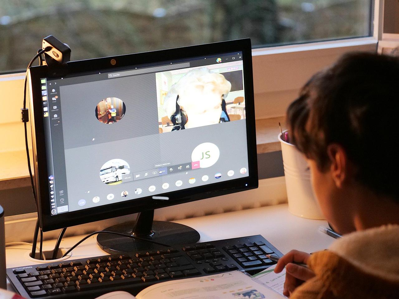 Komputer i internet ZA DARMO z rządowego programu! Trzeba jednak spełnić pewien warunek