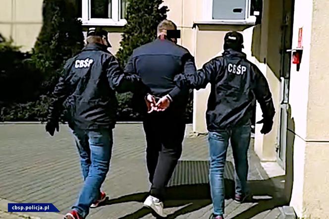 Płock. Przeżył prawdziwy horror! Grozili mu siekierą i żądali haraczu! [ZDJĘCIA]