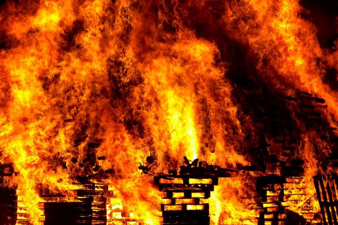 Pożar na Dolnym Śląsku. Płonie zakład produkujący kotły grzewcze 