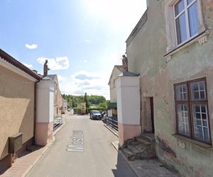To miasto nazywane jest Małą Wenecją Północy. Można doliczyć się tu kilkunastu mostów