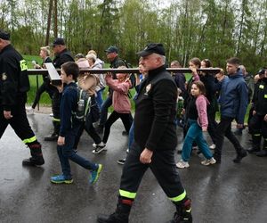 Droga krzyżowa Nowa Słupia - Święty Krzyż. 18 kwietnia 2025