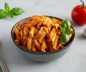 Przygotuj ten lunch zawczasu. Ekspertka zdradza przepis idealny