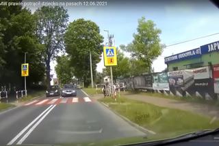 Śląsk: To jest kryminał! Kierowca BMW wyprzedzał na pasach, nawet nie zwolnił, prawie potrącił dziecko [WIDEO]