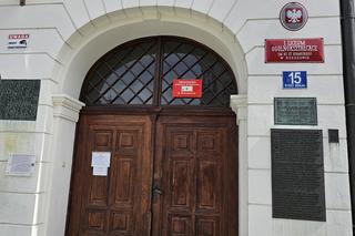 Wybory samorządowe 2024. Rzeszowianie ruszyli do urn [GALERIA]