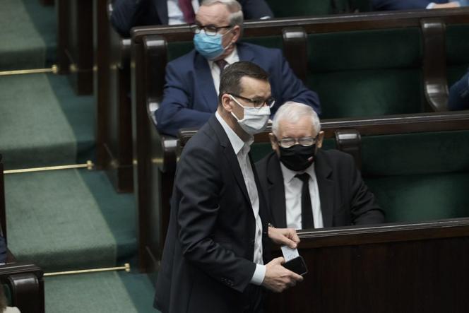 Jarosław Kaczyński w drodze do sejmu