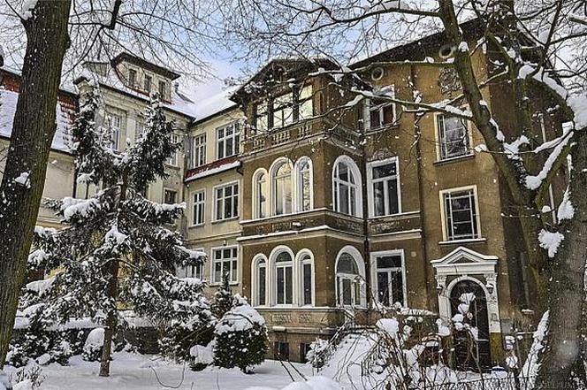 Zima 2021 w Sopocie. Kurort pod grubą warstwą śniegu 11.02.2021 r.