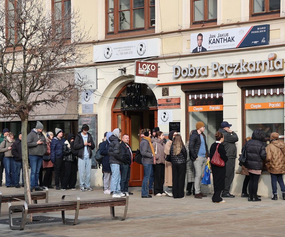 Kolejki po pączki w tłusty czwartek w Lublinie