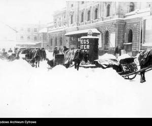 Kiedyś to były zimy! Tak wyglądał Kraków zasypany śniegiem przed wojną i w czasie okupacji