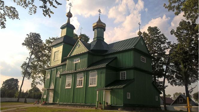 Podlasie jakiego nie znacie. Odkryj 7 magicznych cerkwi wybranych przez sztuczną inteligencję