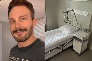Operacja gwiazdy M jak miłość w takich warunkach! Sławek Uniatowski pokazał jakie specjalne łóżko dostał w szpitalu - WIDEO