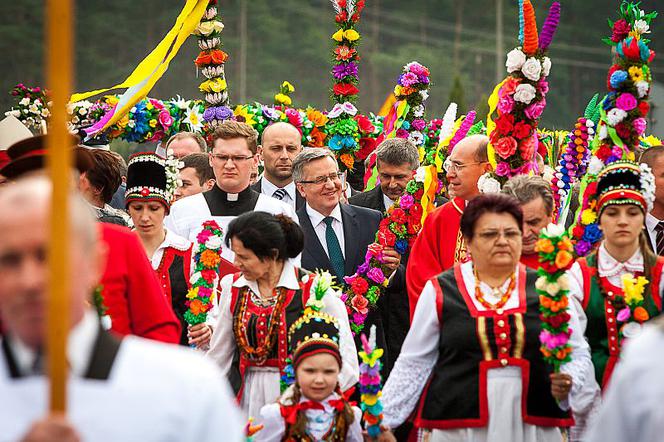 Prezydent Komorowski poświęcił palmę