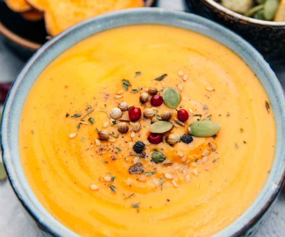 zupa ze słodkich ziemniaków i mleczka koksowego