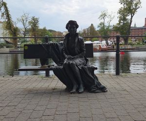 Rzeźby i pomniki, które tworzą Bydgoszcz. Poznaj symbole miasta