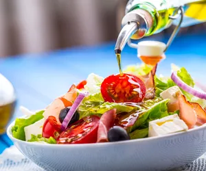 Eksperci wskazali najlepsze diety na 2023. Keto ostro w dół