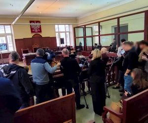 Piotrków Tryb. Druga rozprawa w procesie Sebastiana M. Kierowcy BMW odczytano akt oskarżenia [ZDJĘCIA].