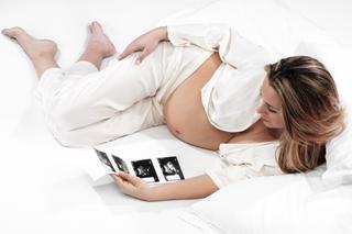 Białkomocz w ciąży może sygnalizować poważne choroby. Badanie moczu w ciąży
