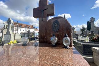 Grób Krzysztofa Putry, który zginął w katastrofie smoleńskiej