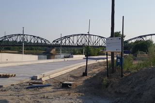 Trwają prace przy nabrzeżach nad Wisłą