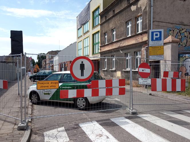 zamknięta ul. Królowej Jadwigi