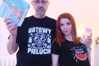 Przemysław Borkowski z Kabaretu Moralnego Niepokoju został tatą w wieku 52 lat! Słodkie jak ciasteczko imię jego córeczki podbija serca fanów