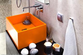 Wyposażenie łazienki: 12 pomysłów na nietypową umywalkę
