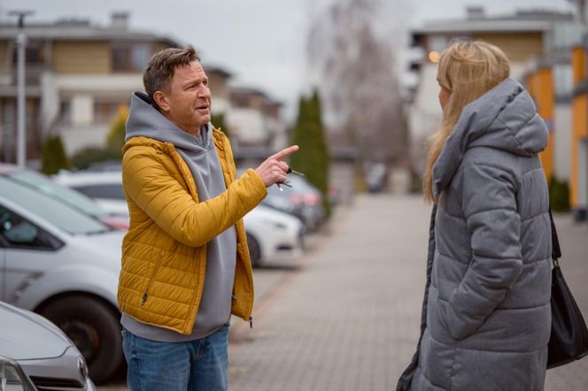 Na Wspólnej odc. 4032. Wojtek (Wojciech Błach), Żaneta (Anna Guzik)