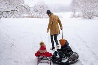 Ferie zimowe 2025 później, niż zwykle?! Uczniowie są zaskoczeni zmianami 