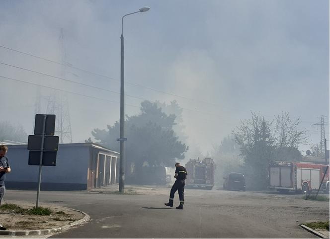 Pożar w garażach w Toruniu