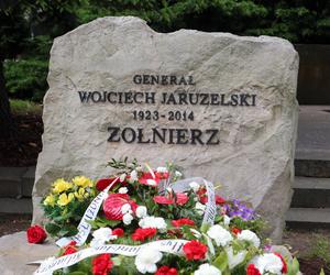 grób gen. Wojciecha Jaruzelskiego
