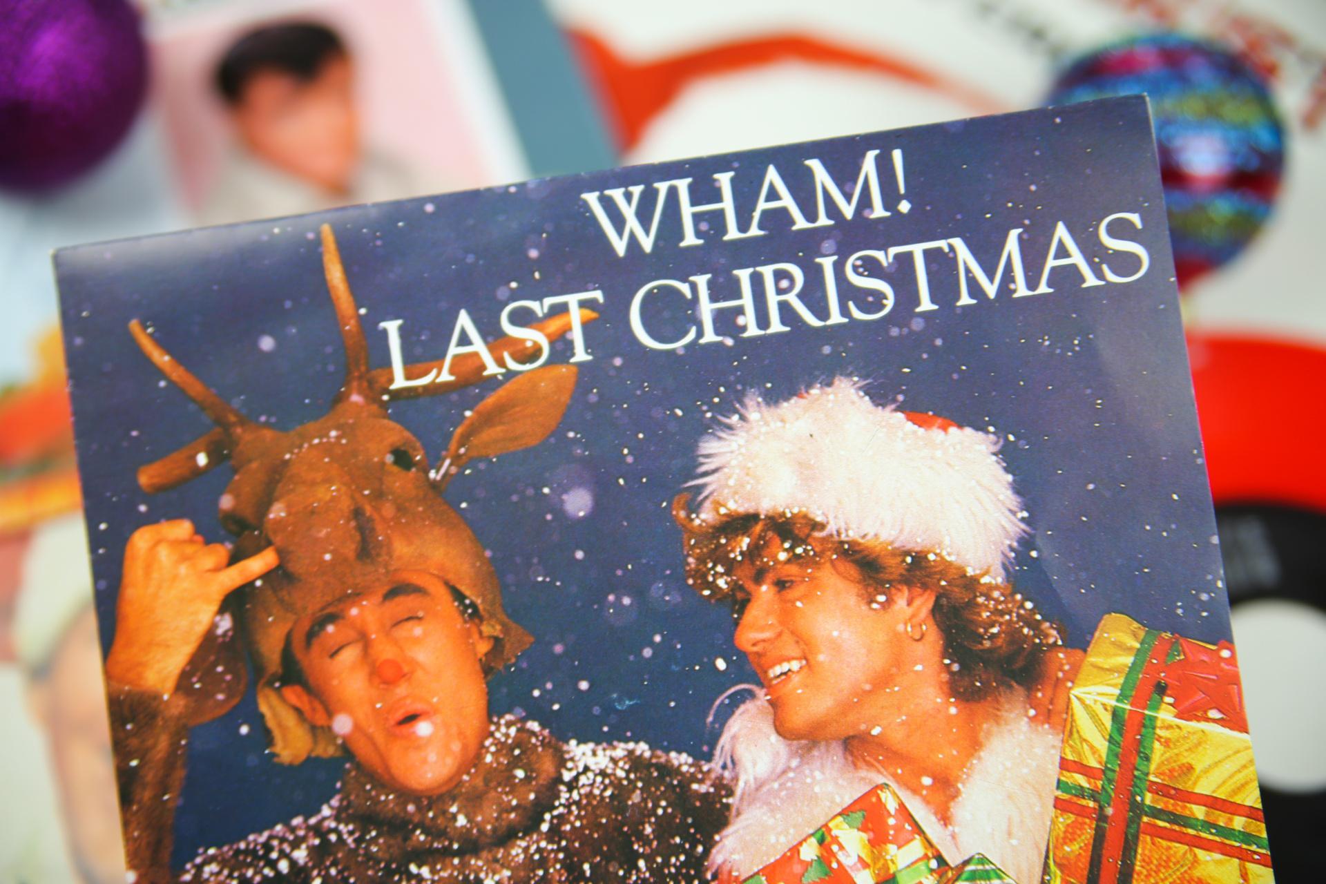 Wham christmas песня. Wham last Christmas обложка. Last Christmas Cover. Wham! Last Christmas три голоса. Wham last Christmas ЧЕЛЛЕНДЖ.