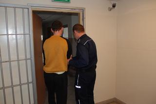 Niespodziewany finał kontroli policji z Człuchowa. Podejrzany trzymał w domu prawdziwy arsenał